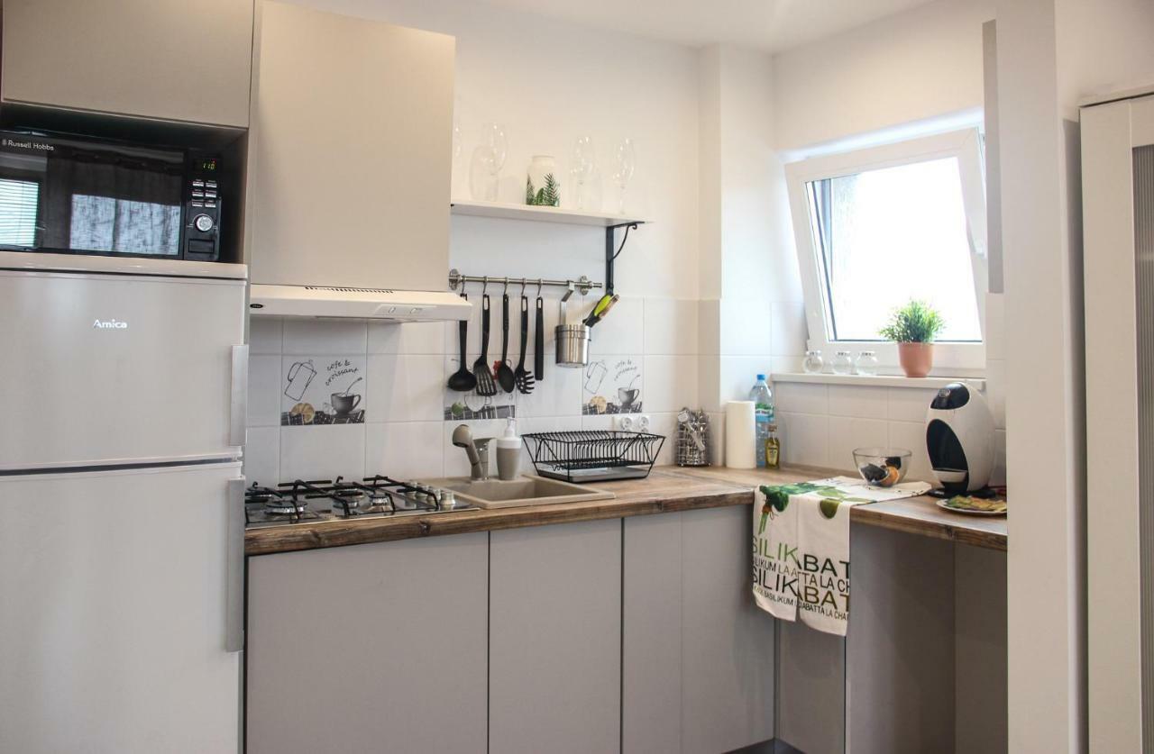 Sunny City Center Apartment Varsovia Exterior foto