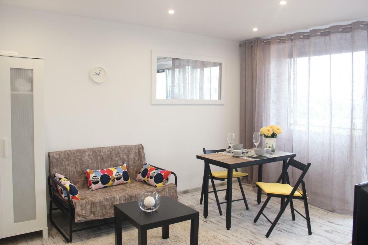 Sunny City Center Apartment Varsovia Exterior foto
