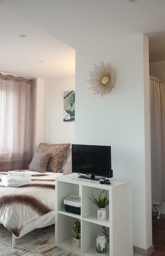 Sunny City Center Apartment Varsovia Exterior foto