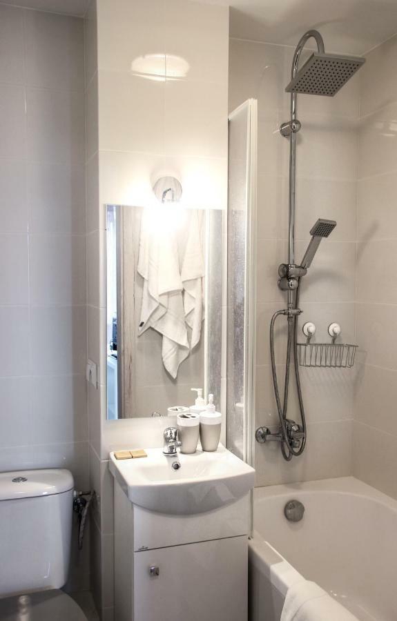 Sunny City Center Apartment Varsovia Exterior foto